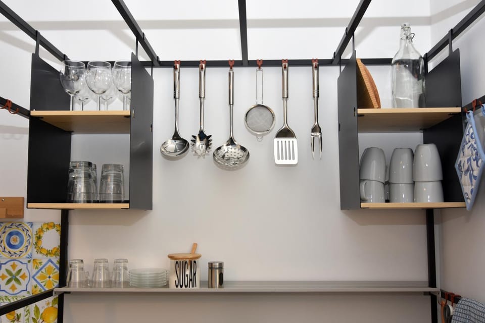 Kitchen or kitchenette, kitchen