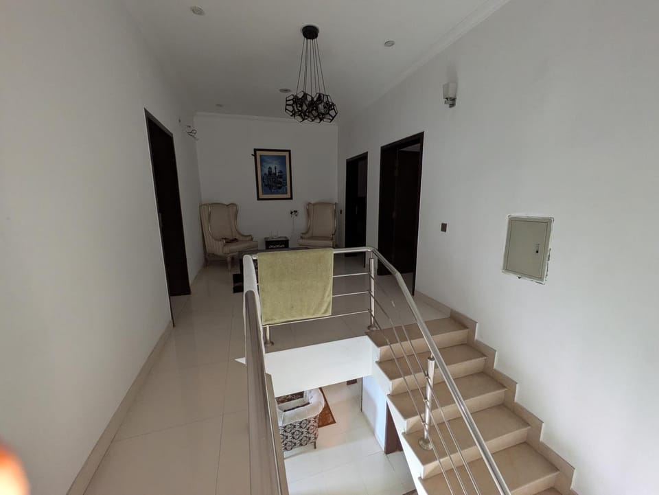 Luxury 4 Bedroom Villa Villa in Lahore