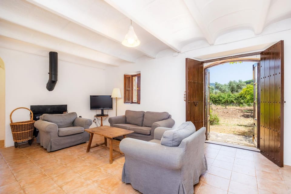 Es Verger House in Serra de Tramuntana