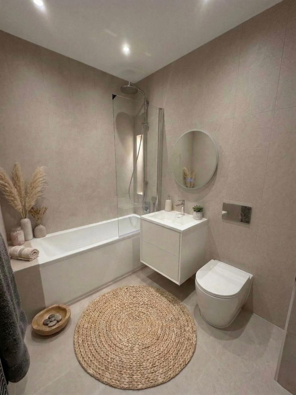Elegant Ealing Escape Apartment in London Borough of Ealing