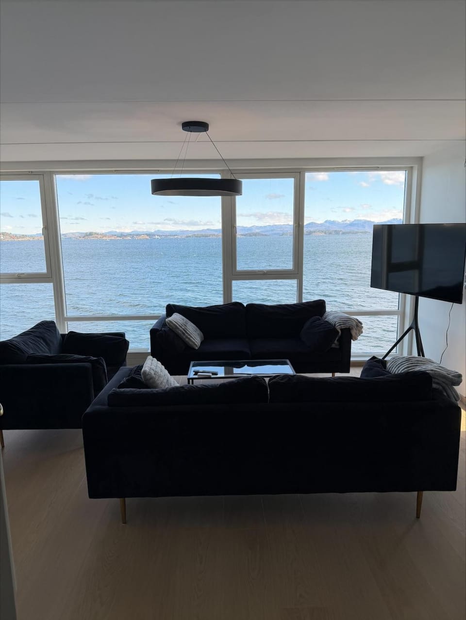 Sea View Apartment Close to City Center, 2BR Apartment in Stavanger