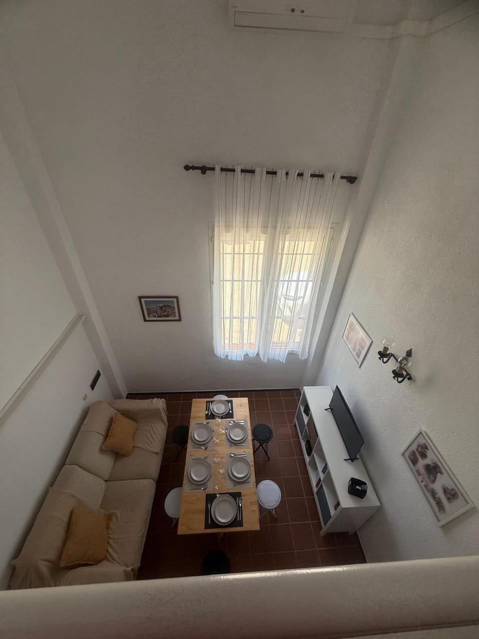 Communal lounge/ TV room, TV and multimedia