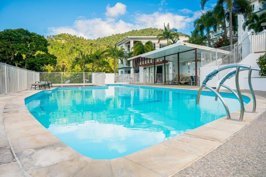 Nalani On Airlie Apartment in Airlie Beach