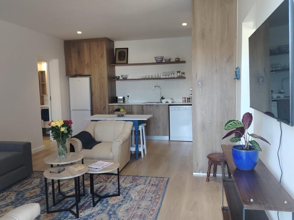 Zedri3 Voelklip Apartment in Hermanus