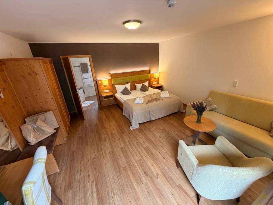 Seehotel Burg Spreewald Hotel in Burg