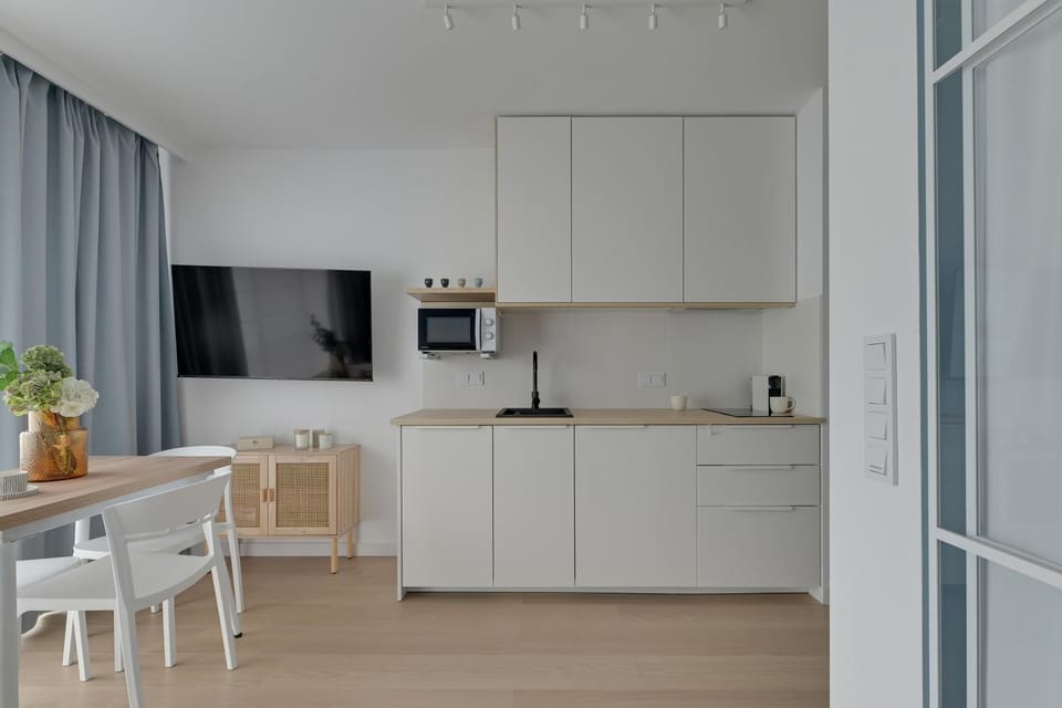 TV and multimedia, Kitchen or kitchenette, Dining area
