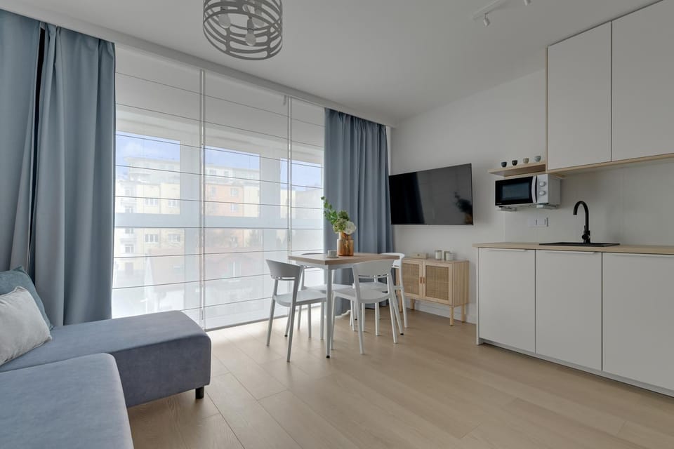 TV and multimedia, Kitchen or kitchenette, Dining area