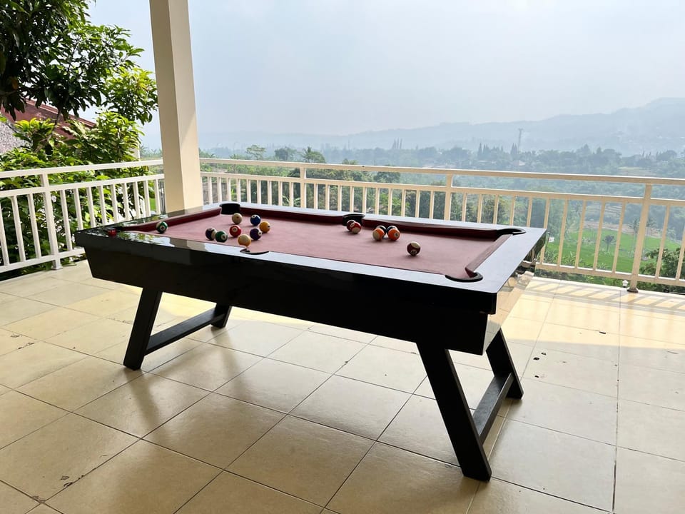 Villa Kay Height Villa in Cisarua