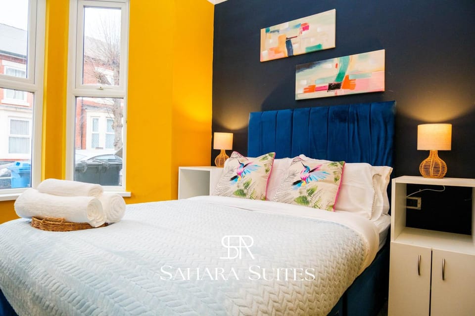 Modern 6BR-Ensuite Home- Contractors Stay - Parking House in Derby
