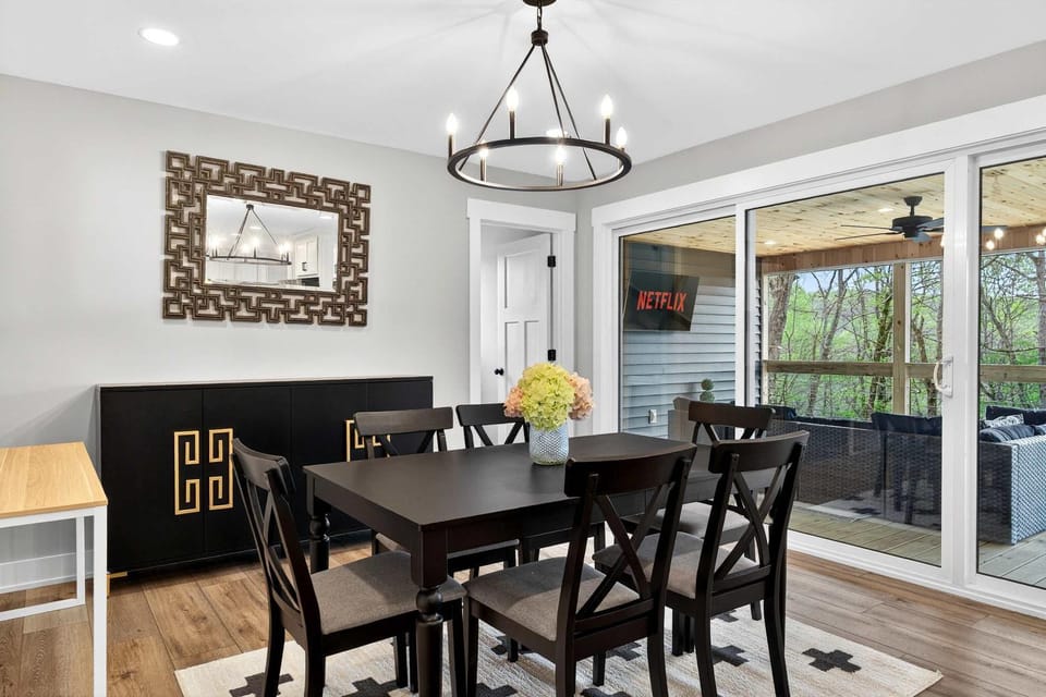 Family-friendly Clarkson retreat w spacious yard House in Nolin Lake