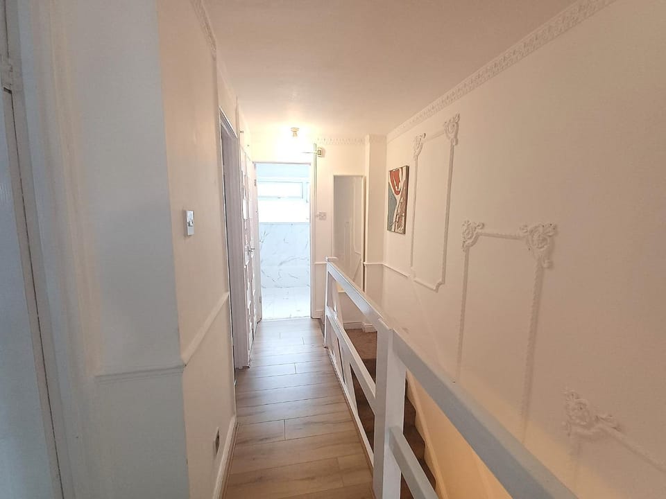 Docklands 3-Bedroom Apartment ExCeL & City Links Apartment in London