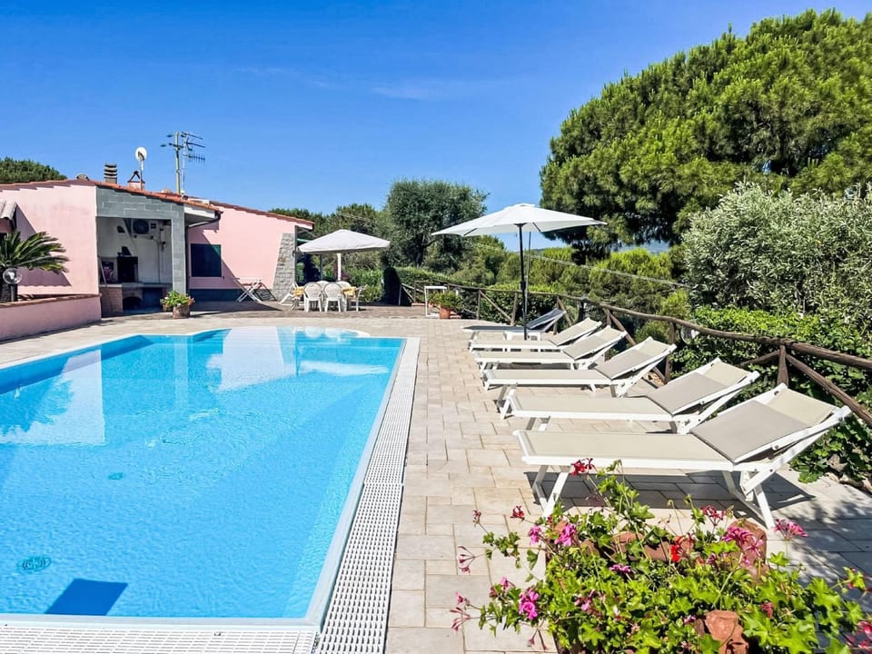 Holiday Home Villa Cecilia by Interhome House in Capoliveri
