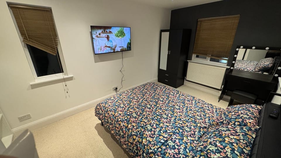 TV and multimedia, Bedroom