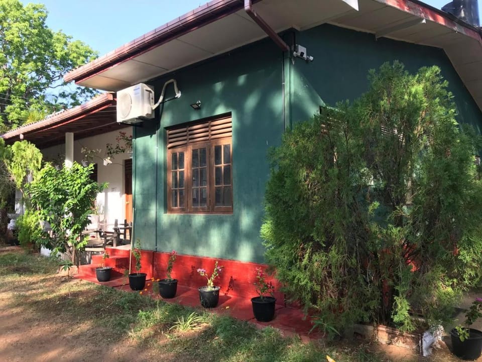 Wild Wild Holiday Bed and Breakfast in Uva Province, Sri Lanka