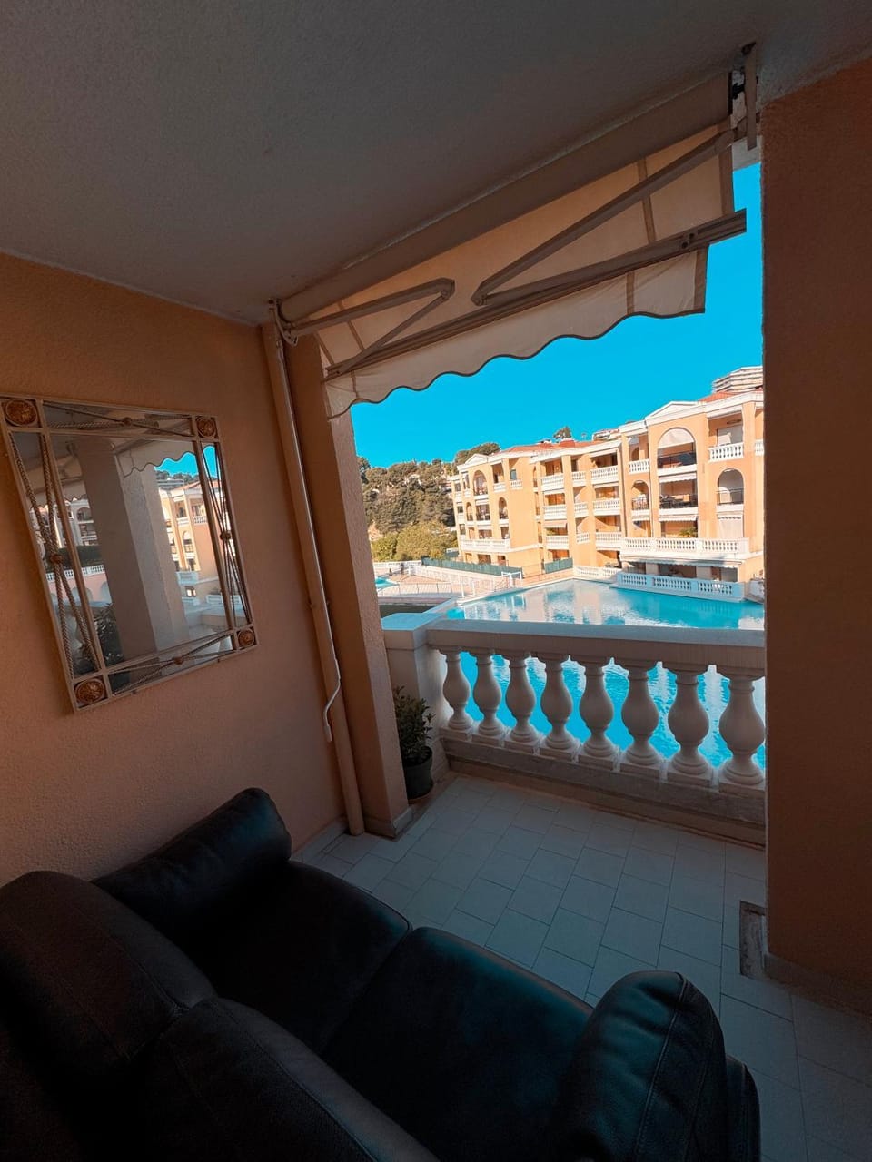 Le Reflet du Lagon Apartment in Mougins