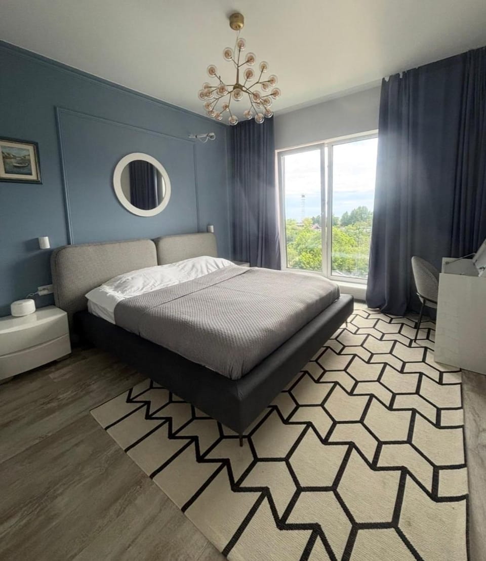 Luxury Marininist Apartment ,вид на море ,2 спальни Apartment in Odessa