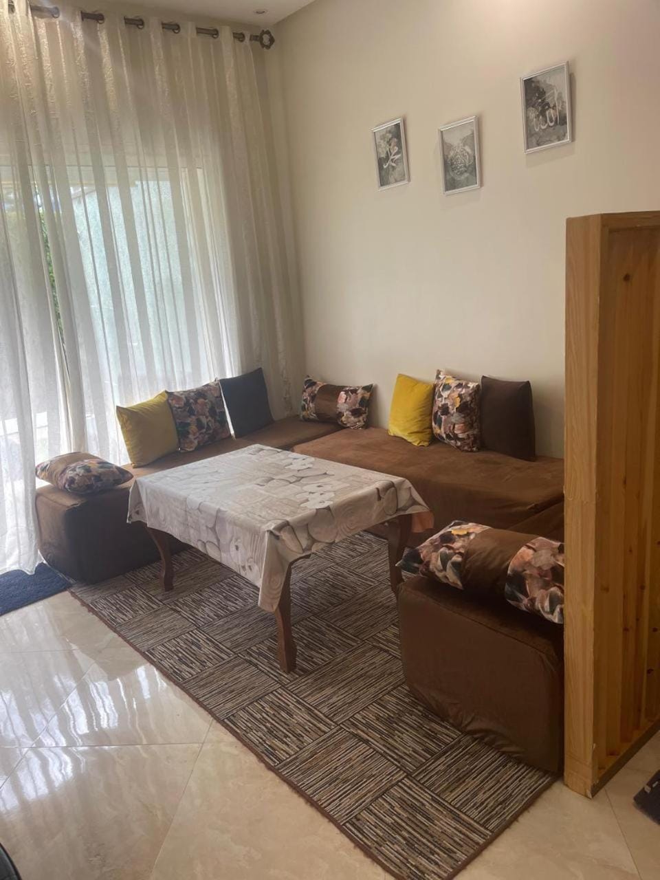 Communal lounge/ TV room, Living room