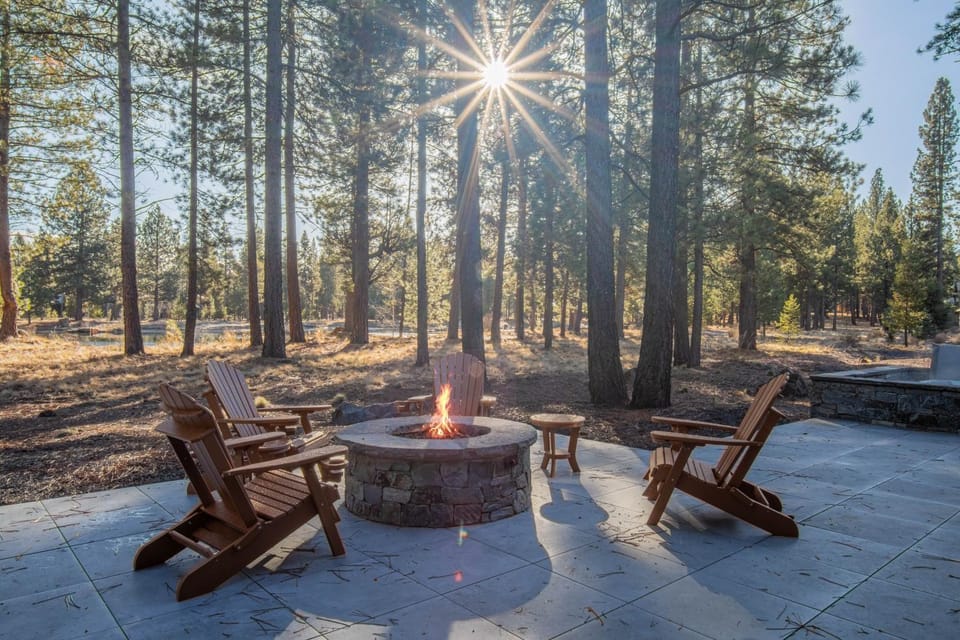 56436 Fireglass Loop House in Oregon