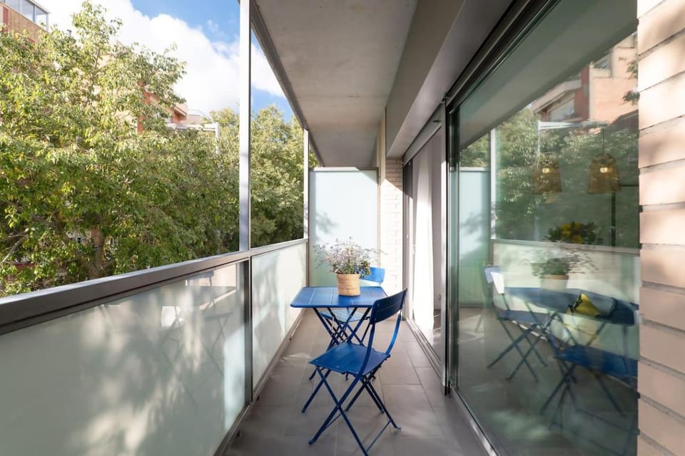 StayVNG Bright & Modern 2BD 223 l Centre Vilanova Apartment in Garraf