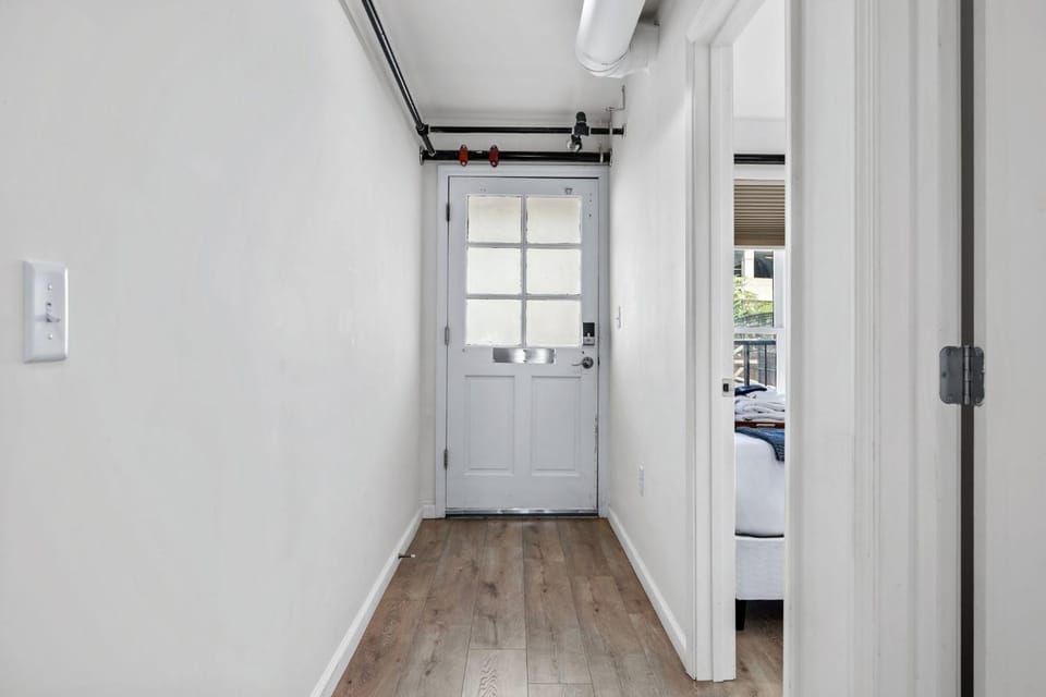 Other, Photo of the whole room