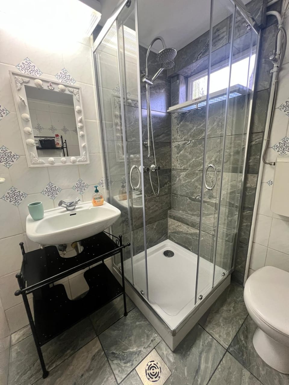 Bella nyaraló Siófok-Szabadifürdőn privát jakuzzi House in Siófok