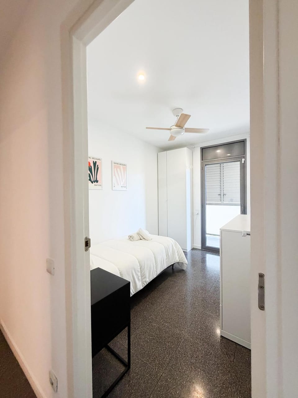 StayVNG Bright & Modern 2BR 322 l Centre Vilanova Apartment in Garraf