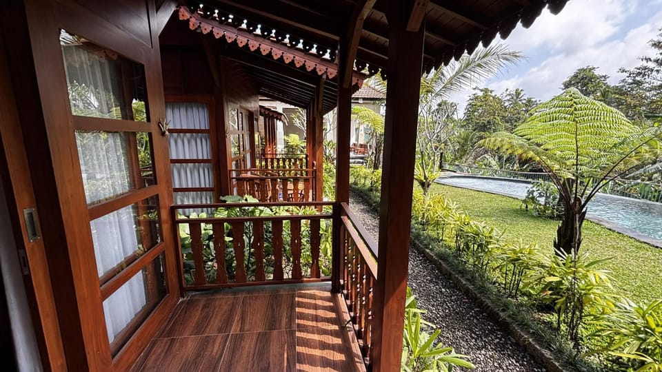 Balcony/Terrace, Garden view, Pool view