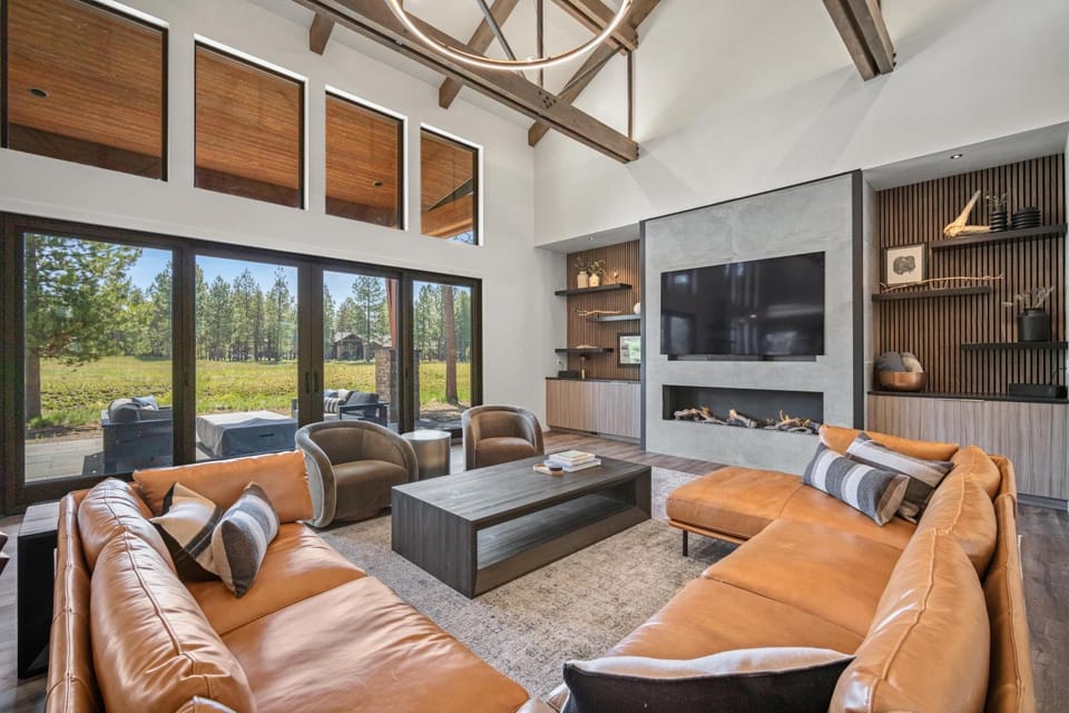 56694 Dancing Rock Loop House in Oregon