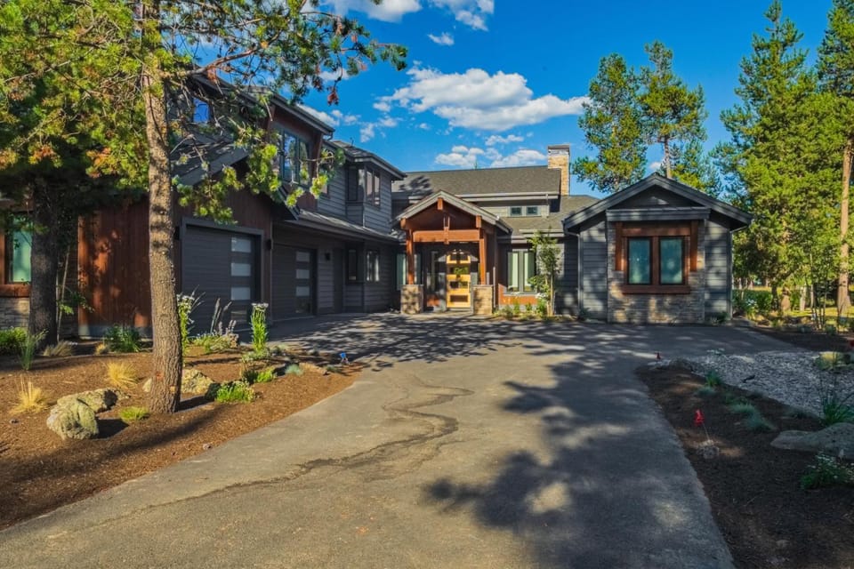 56694 Dancing Rock Loop House in Oregon