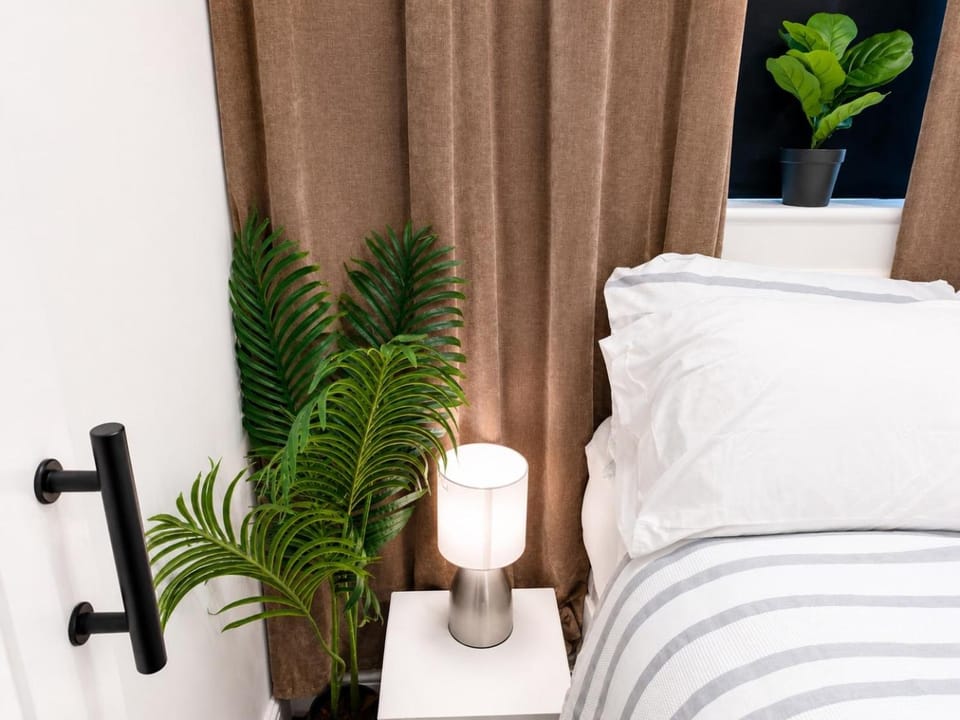 UNLIMITED-PEACE PRIVATE STUDIO APARTMENTs Apartment in Weston-super-Mare