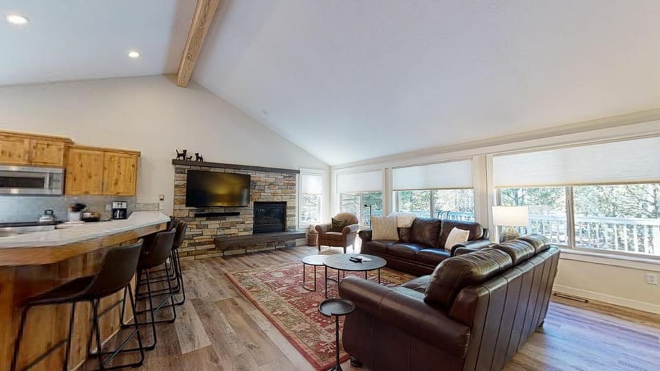 1 Fifteenth Tee Lane House in Sunriver