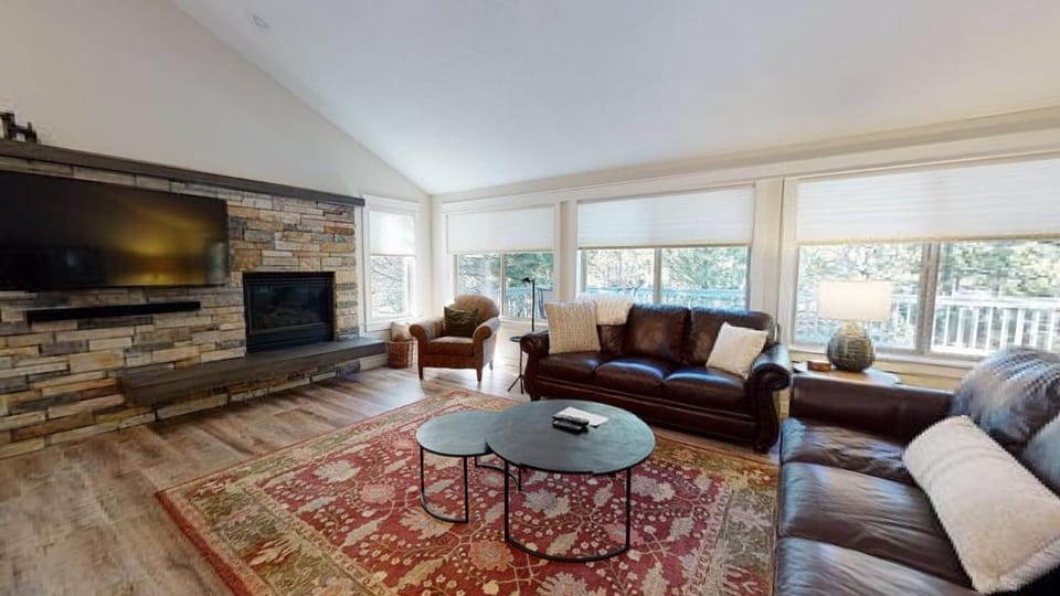 1 Fifteenth Tee Lane House in Sunriver