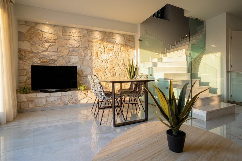 Villa Mare 2 - Private Pool, Sea View, Starlink, 4 Bdrms Villa in Halkidiki