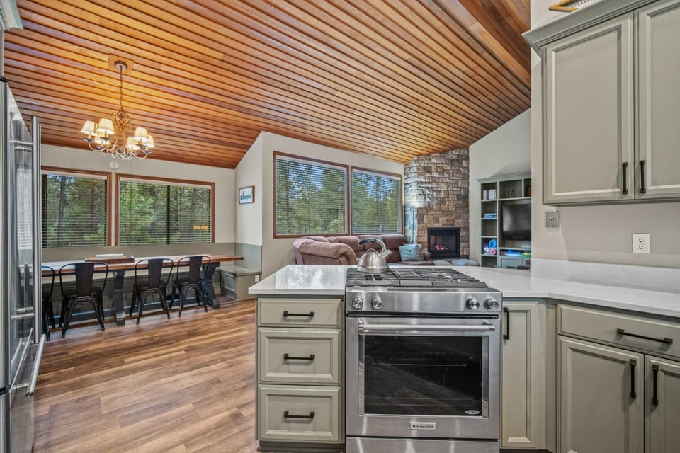 1 Sequoia Lane House in Sunriver