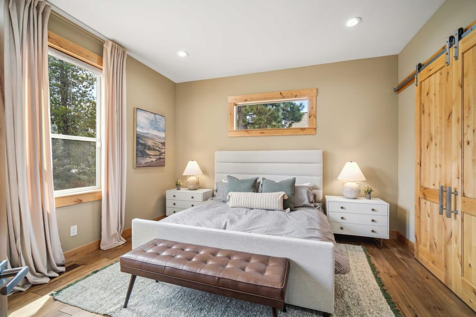 56713 Dancing Rock Loop House in Oregon
