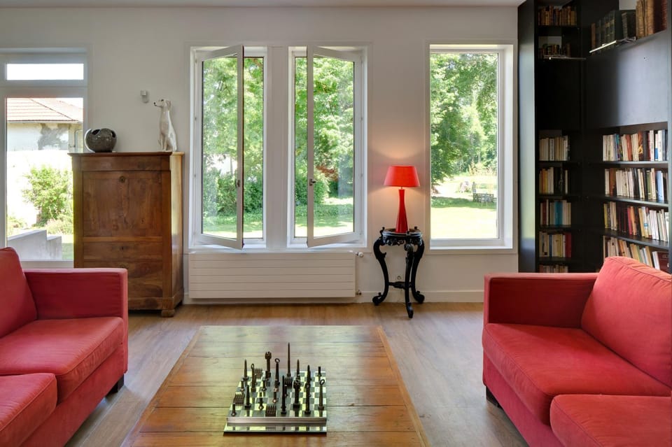 Communal lounge/ TV room