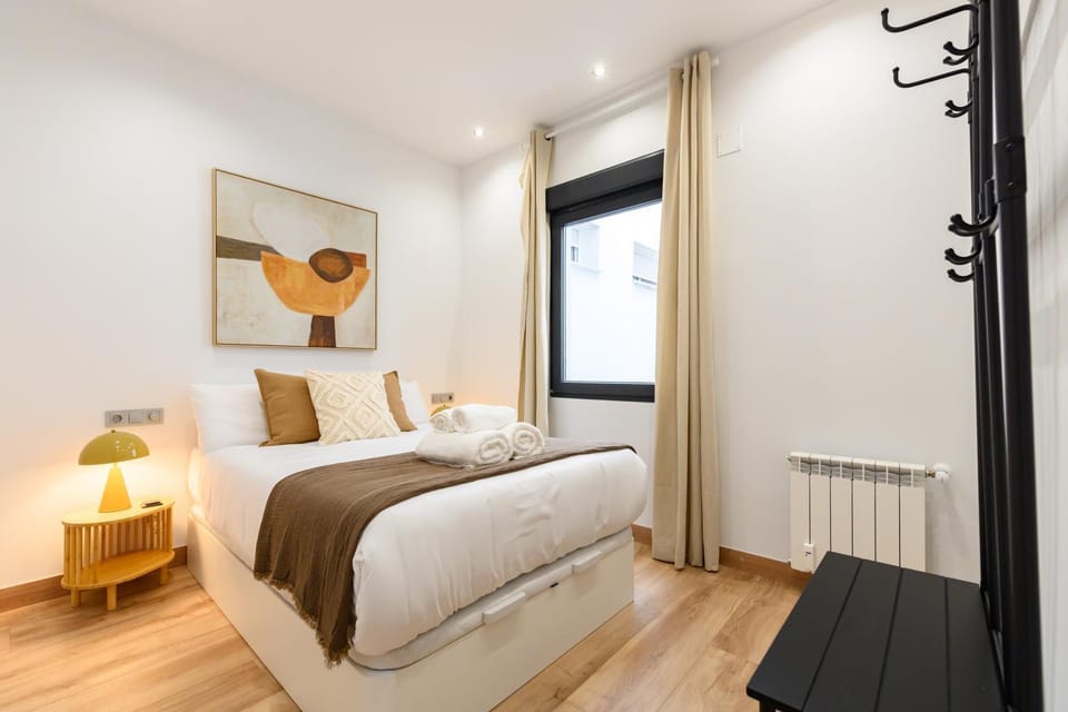 DDS1014 - Piso Moderno de 2 dormitorios en Goya, Barrio Salamanca - Alquiler temporal Apartment in Madrid