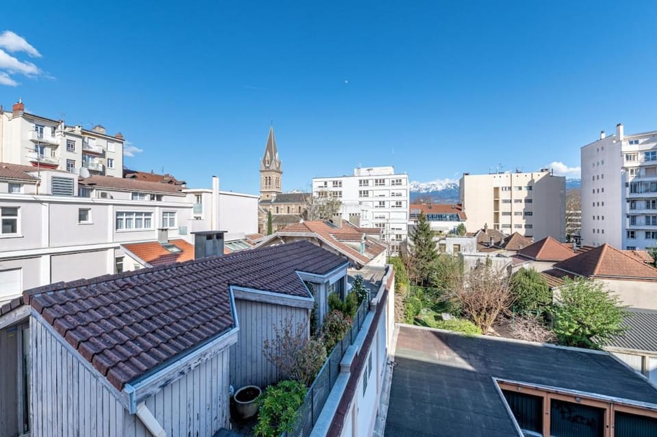 400m Gare calme tout confort fibre lit double Apartment in Grenoble