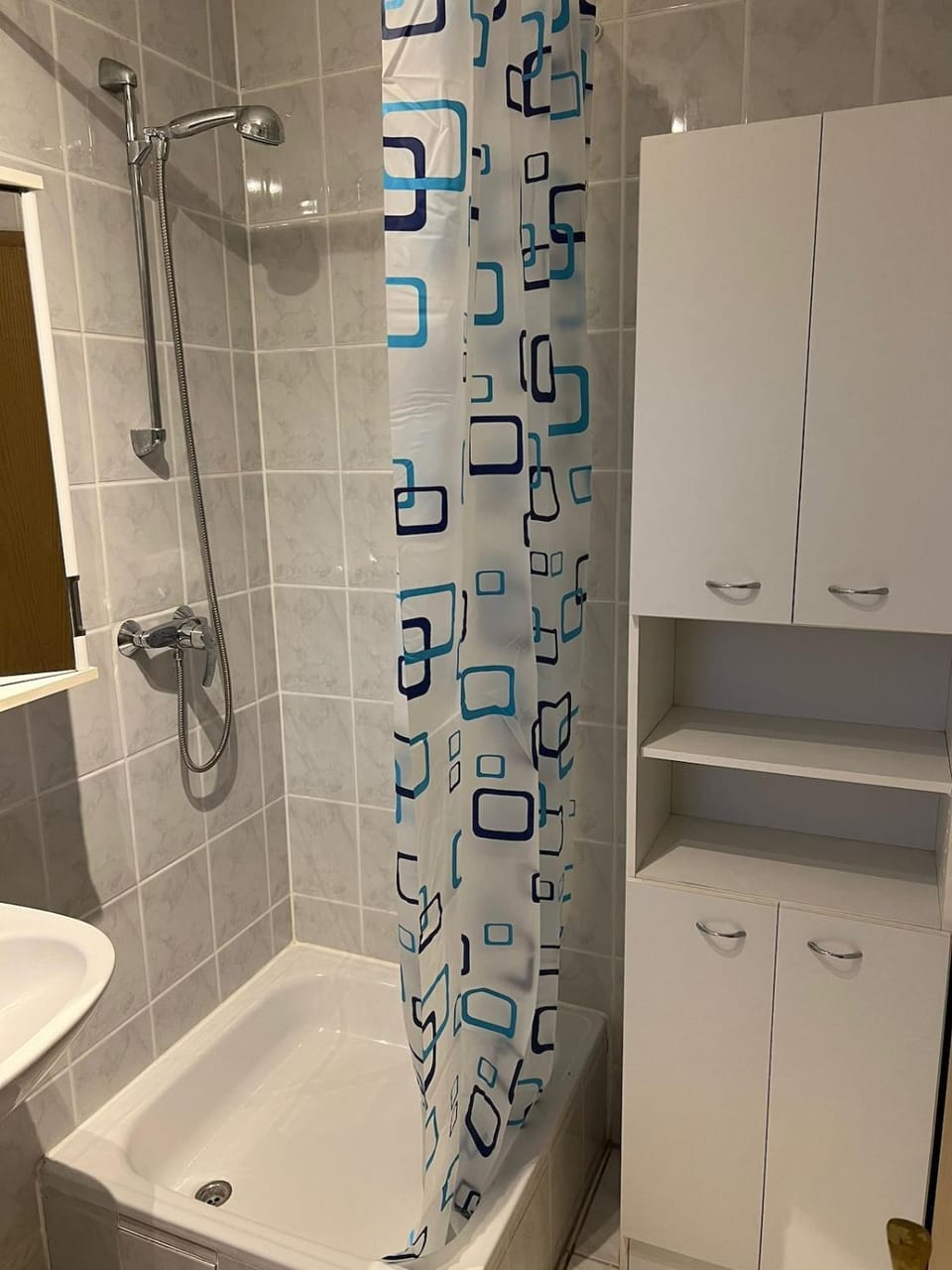 Schönefeld-Berlin - large house for max 10 persons near TESLA Apartment in Brandenburg