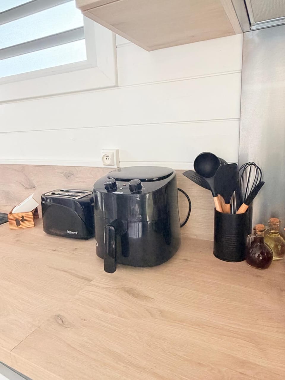 Kitchen or kitchenette, toaster