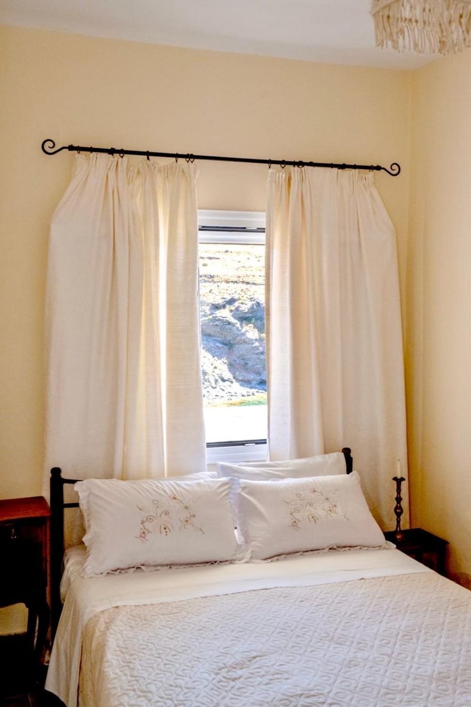 Elefthia Syros - Luxury Houses & Suites Hotel in Decentralized Administration of the Aegean
