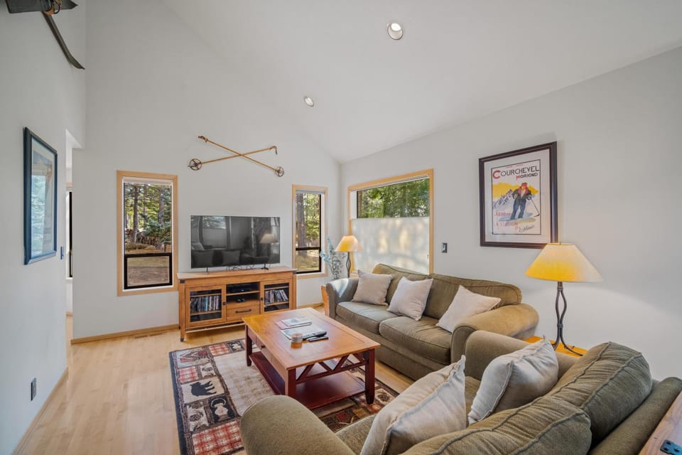 1 Lassen House in Sunriver