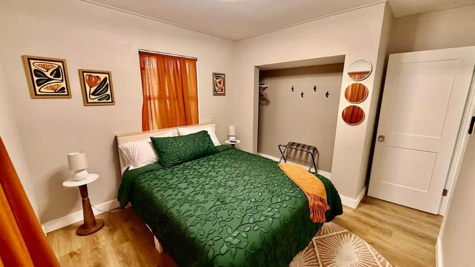 Charming Citrus House in Inverness