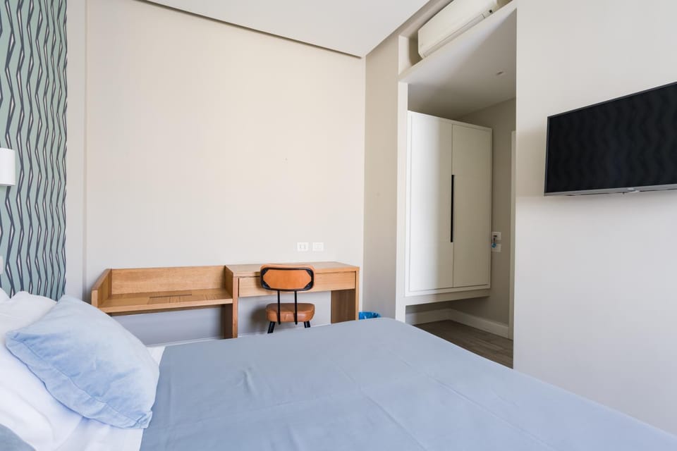 Weaver Suite Deluxe By Dimorra Apartment in Naples