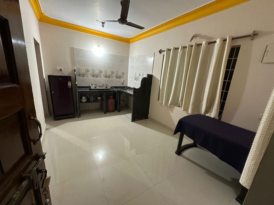 Vinayak guest house Apartment in Mandrem