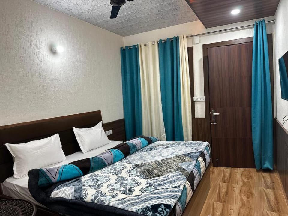 Raj home stay chail Vacation rental in Himachal Pradesh