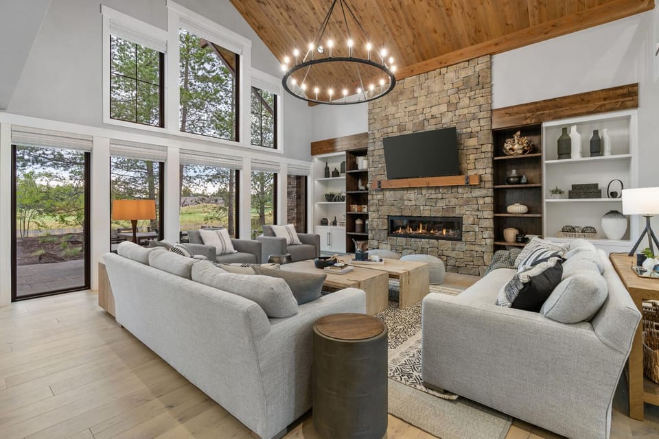 56948 Dancing Rock Loop House in Oregon
