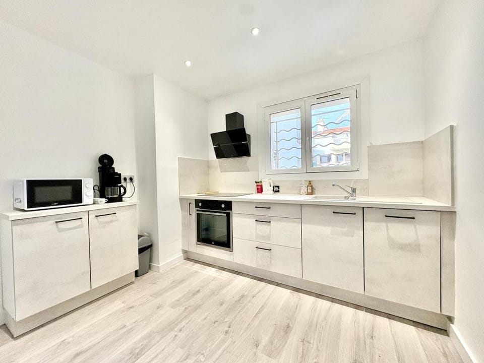 Appartement neuf, front de mer, accès direct plage Apartment in Fréjus
