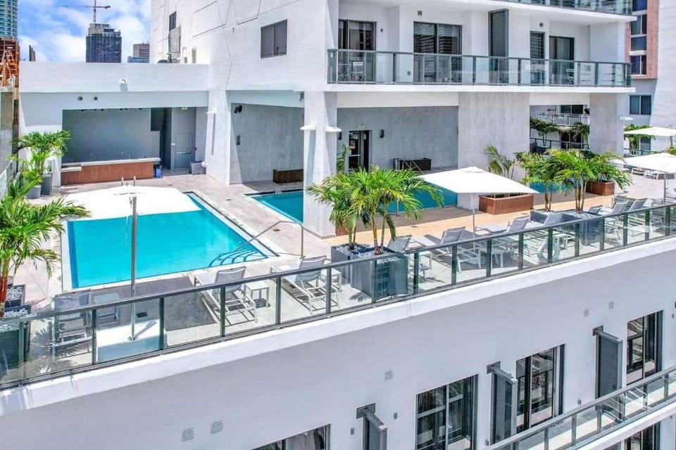 Balcony/Terrace, Pool view