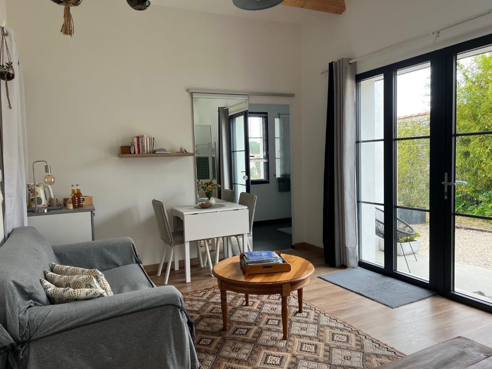 Chambre De Lucie Bed and Breakfast in Marennes-Hiers-Brouage